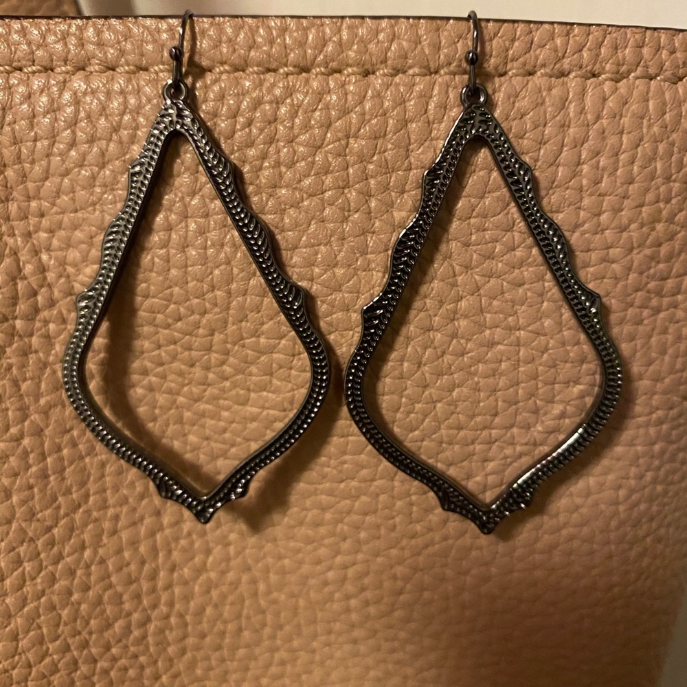 Black Kendra Scott earrings